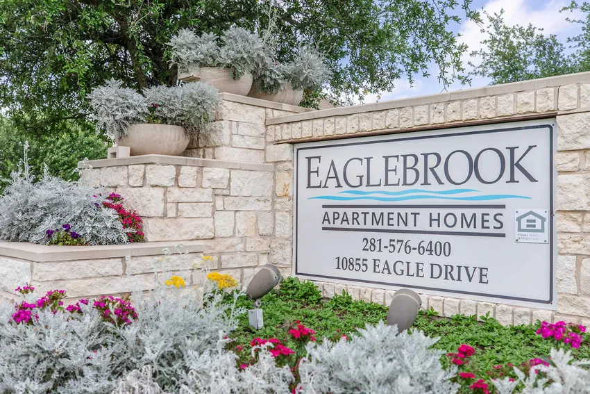 Eaglebrook Apartments Rise Apartments