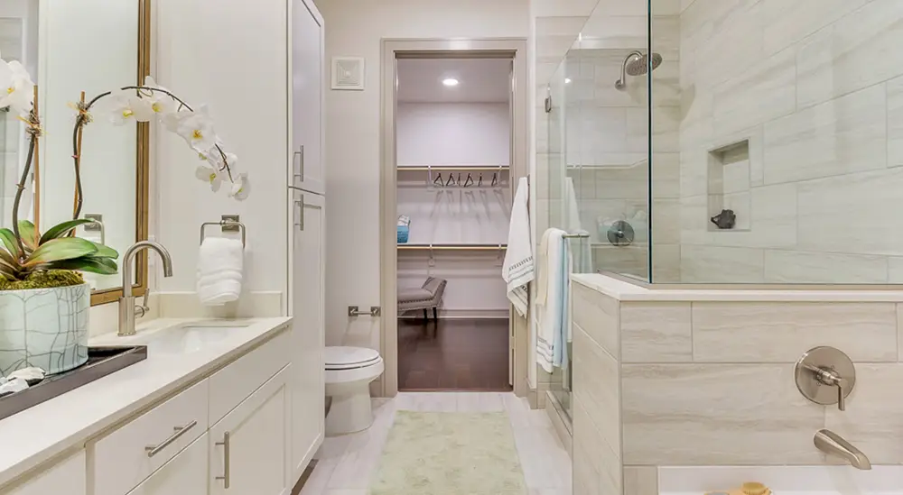 The Laurel Preston Hollow Apartments Walk-In Showers