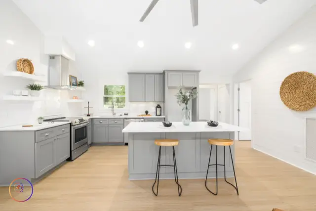 Dallas Apartments with Kitchen Island