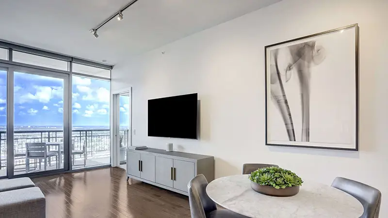 Market Square Tower Apartments Floor-to-Ceiling Windows