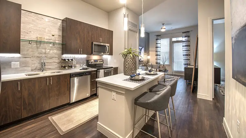 Windsor Turtle Creek Apartments Kitchen Island