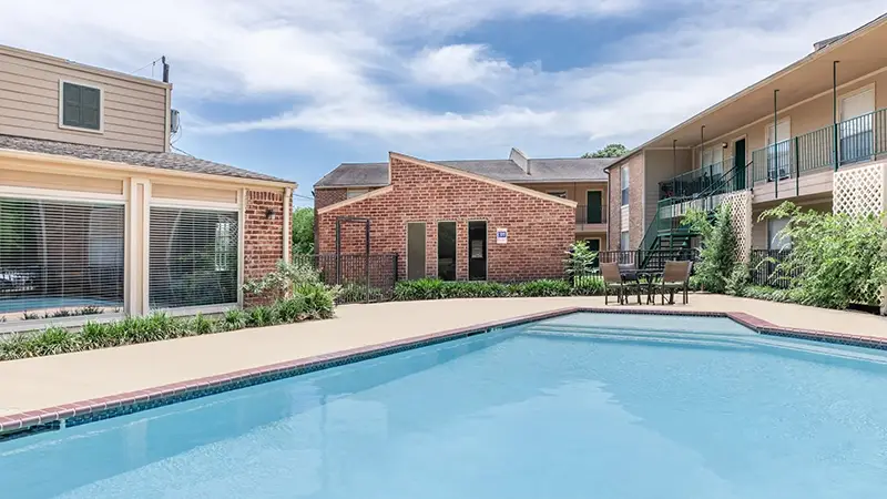 Bay Oaks Apartments Swimming Pool