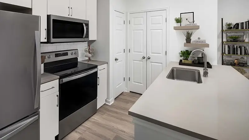 Camden Shadow Brook Apartments Kitchen Island