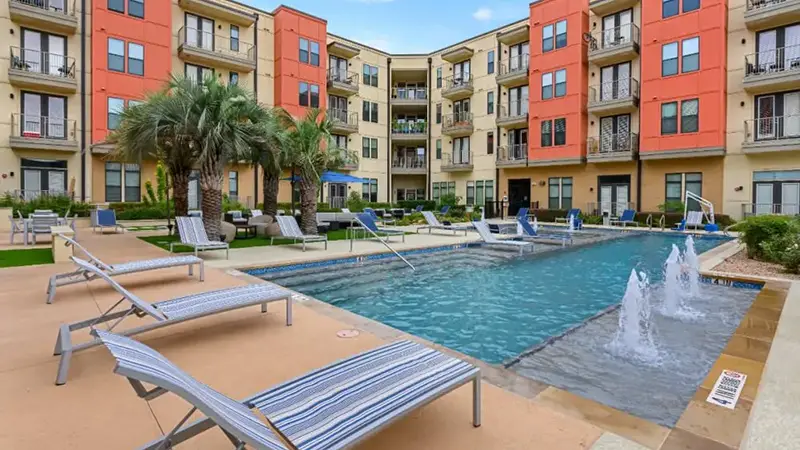 The 704 Apartments Swimming Pools