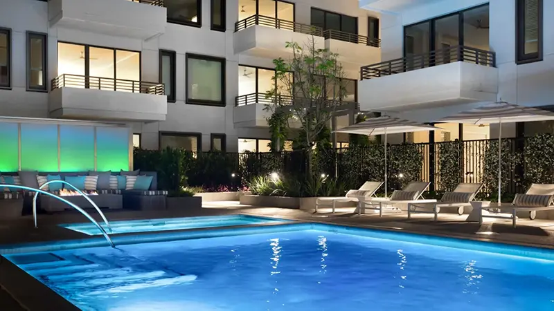 Grey House Houston Apartments Hot Tubs