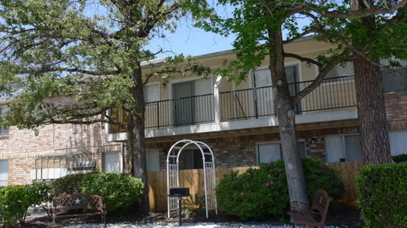Carriage Woods Apartments That Accept Felons
