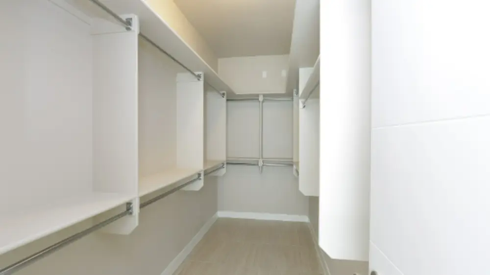 Moderno Village Apartments and Town Homes