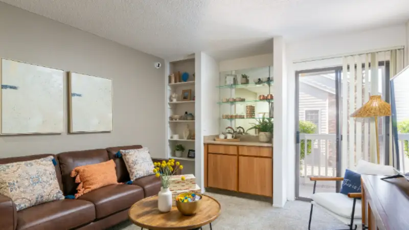 Shadow Ridge Apartments