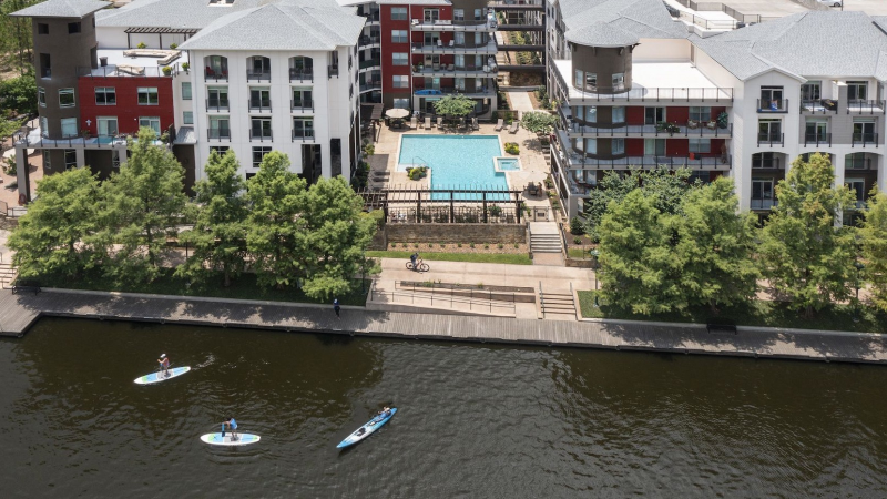 Boardwalk at Town Center Apartments That Accept Broken Leases