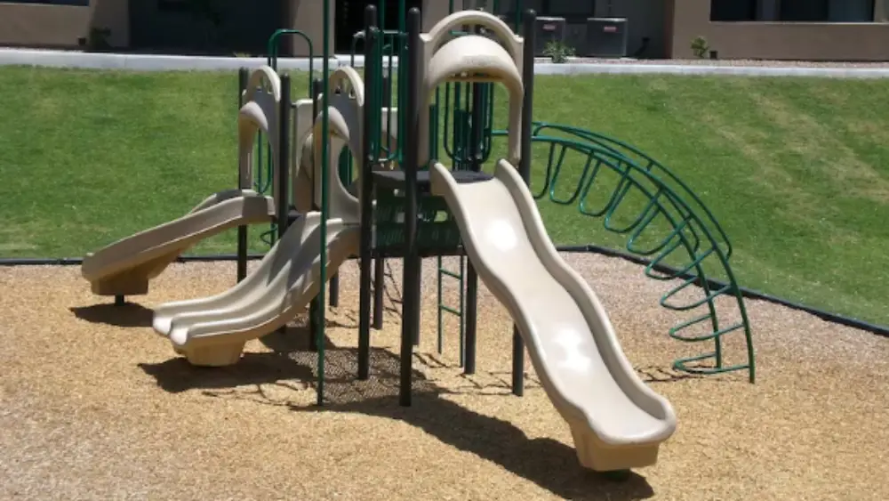 Castilleja Apartments