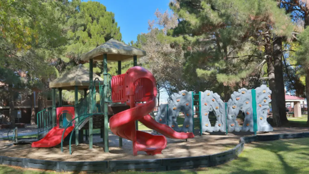 Desert Tree Apartment Homes