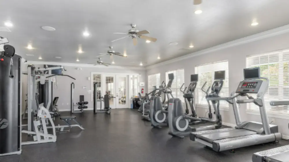 Forty649 North Hills