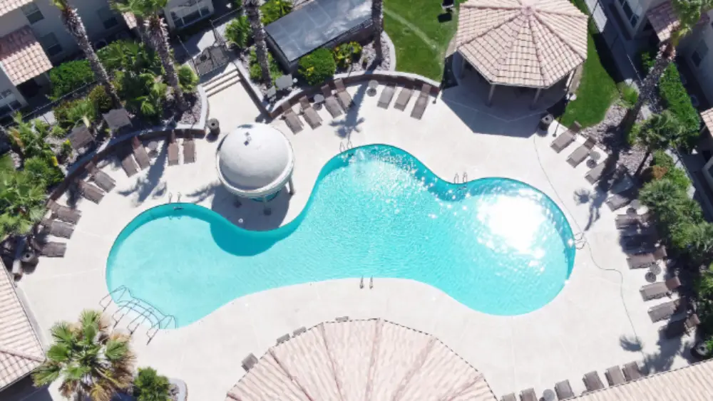 Lifestyle at Los Paseos (Ventanas)