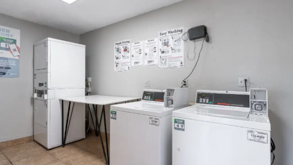 Luna Verde Apartments