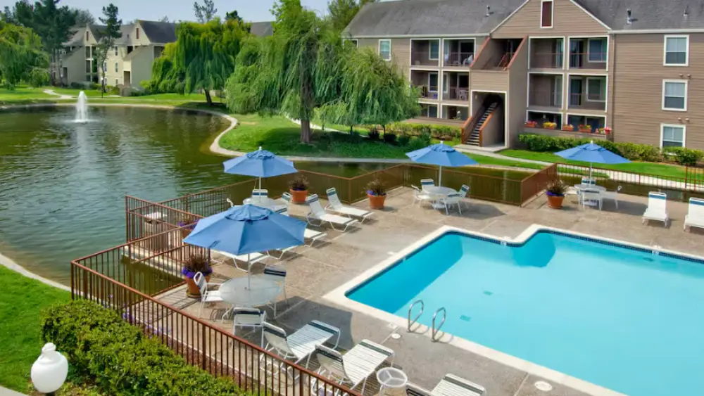 Riva Terra Apartments at Redwood Shores