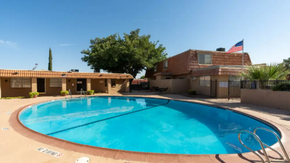 Santa Cruz Apartments