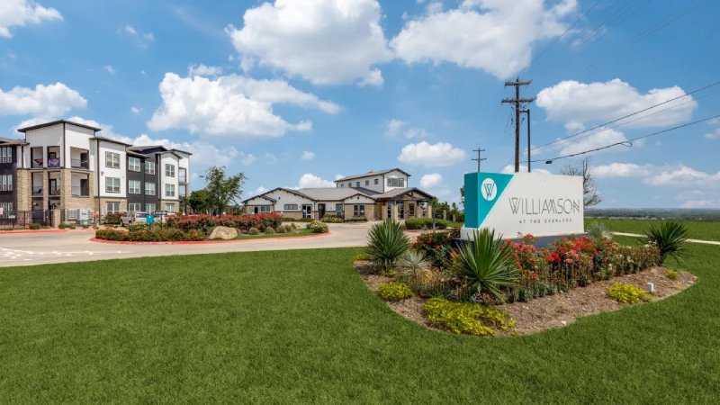 Williamson at the Overlook