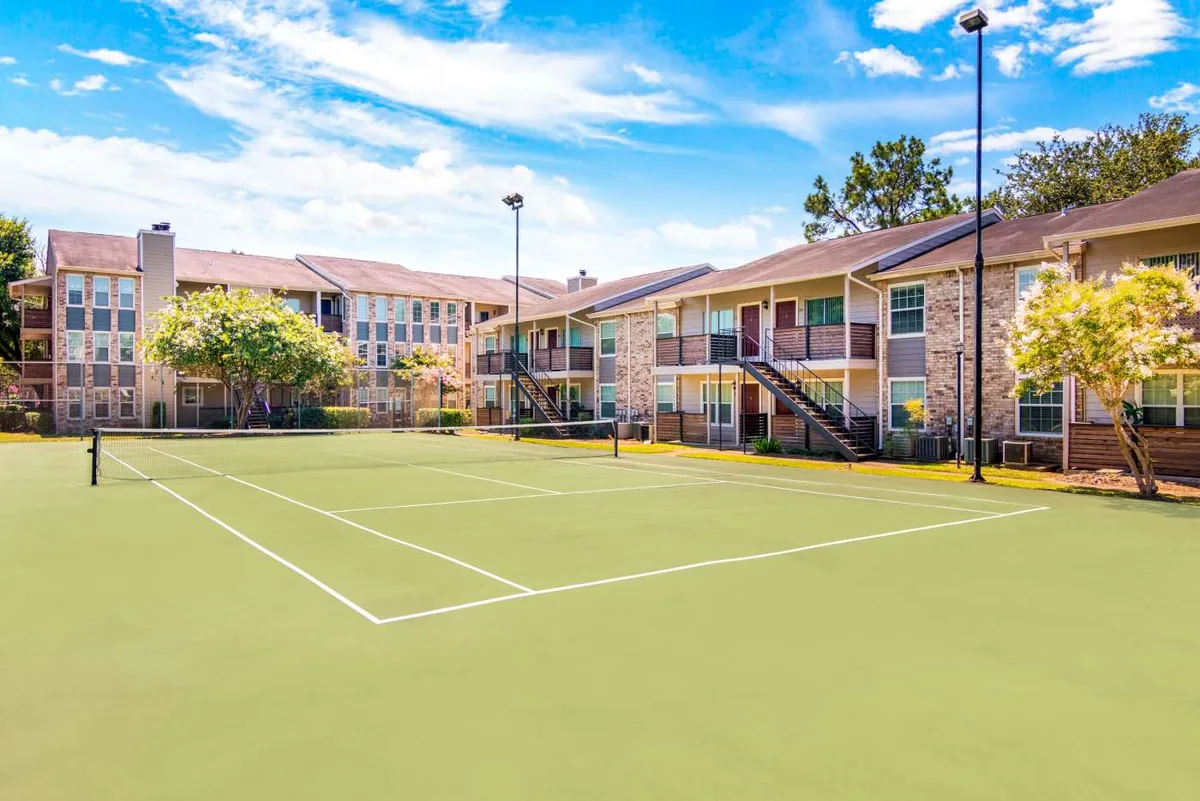 The Abbey at Enclave tennis court in Houston