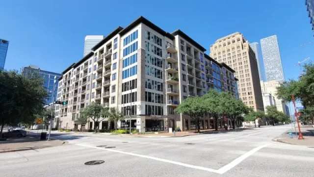 1414 Texas Downtown Houston Apartments Photo 1