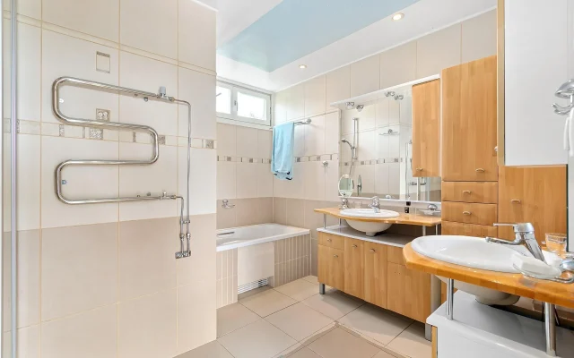 Bathroom Maintenance 101 A Homeowner’s Checklist for Durable, Long-Lasting Bathrooms