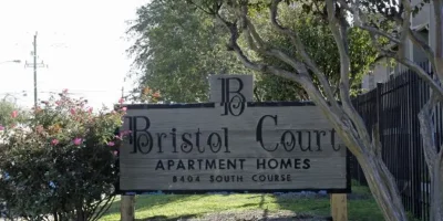 Bristol Court Apartments Houston Photo 1