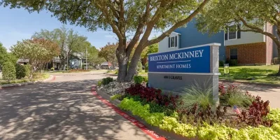 Brixton McKinney Apartments Photo 1