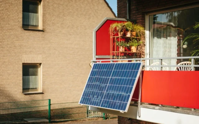 Can You Use Solar Batteries in an Apartment