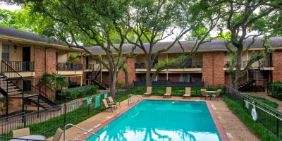 Colony Manor Houston Apartment Photo 2