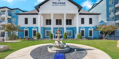 Cypress at Stone Oak Apartments San Antonio Image