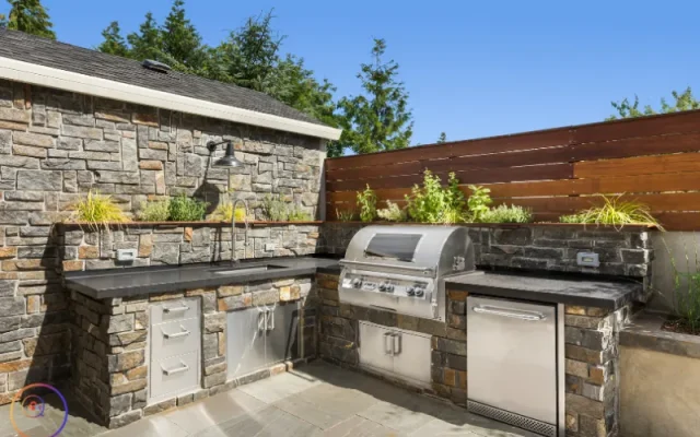 Dallas Apartments with Outdoor Kitchens