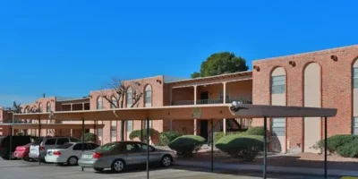 Desert Ridge Apartments El Paso photo 3