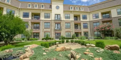 Discovery Village at Castle Hills Lewisville Photo 4
