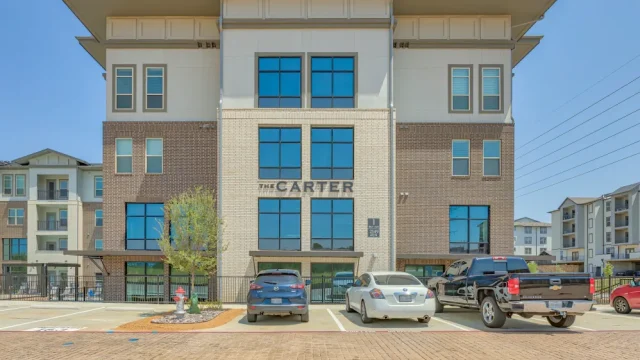 Enclave at the Carter Rise apartments Dallas Photo 10