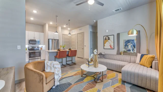 Enclave at the Carter Rise apartments Dallas Photo 4