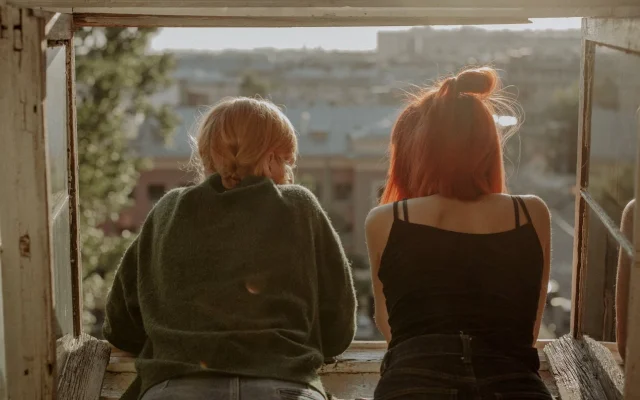 Financial Habits That Help Young Renters Grow Their Savings Faster