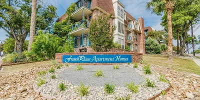 French Place Apartments San Antonio Photo 4