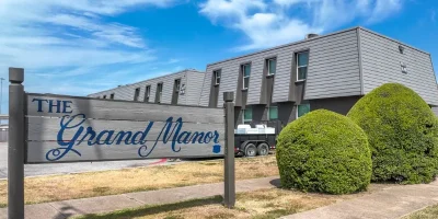 Grand Manor Grand Prairie Photo 7