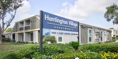 Huntington-Village-and-Cambridge-Crossing-Photo-1