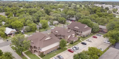 Lone Star Apartments Denton Photo 1