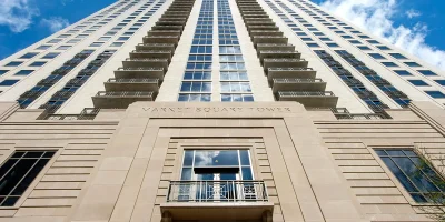 Market Square Tower Houston Apartments Photo 1