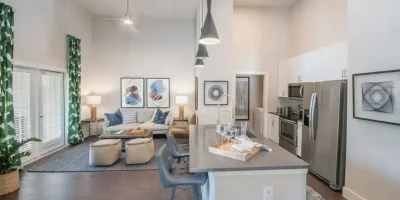Marquis Dominion Apartments Photo 7