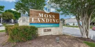 Moss Landing San Antonio Photo 1