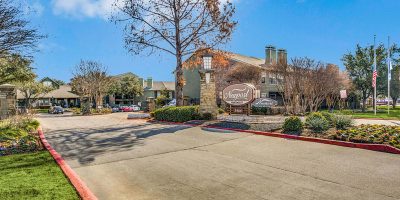 Newport Apartments Irving Image