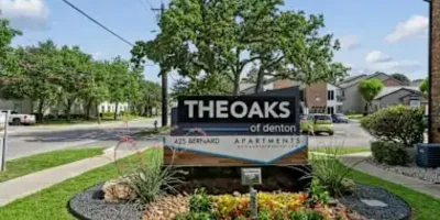 Oaks of Denton photo 3