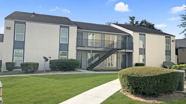 Park Colony | Rise Apartments