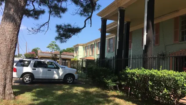 101 PLAZA REAL visual data 3