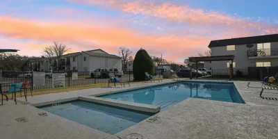 Rock Island Apartments Irving Photo 9