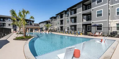 Southton Apartments photo 2