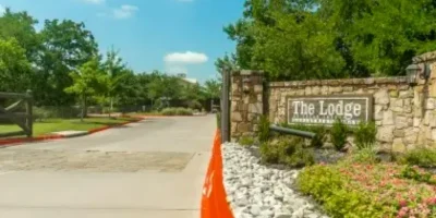 The Lodge at Pecan Creek Photo 9