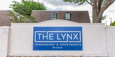 The Lynx Townhomes and Apartments San Marcos Photo 2